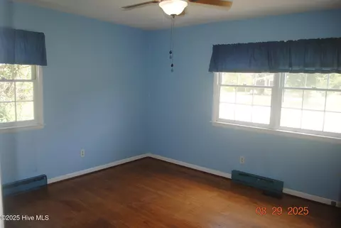 Bedroom - 1215 Ormandy Ave, Jacksonville, NC 28546 photo 4 of 4