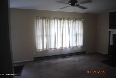 Living - 1215 Ormandy Ave, Jacksonville, NC 28546 photo 2 of 2