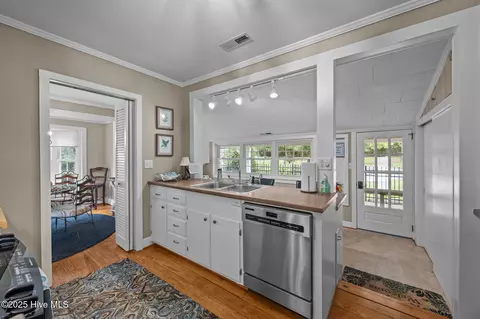 Kitchen - 5624 Archbell Rd, Bath, NC 27808 photo 7 of 9