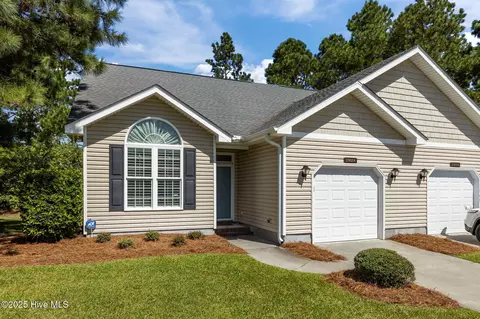 3302 Hogan Ct #A, Morehead City, NC 28557
