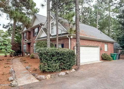 325 Sugar Pine Dr, Pinehurst, NC 28374 photo 4