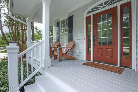 Exterior - 4 Ash Ct, Pinehurst, NC 28374 photo 3 of 18