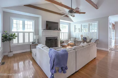 Living - 4 Ash Ct, Pinehurst, NC 28374 photo 1 of 3