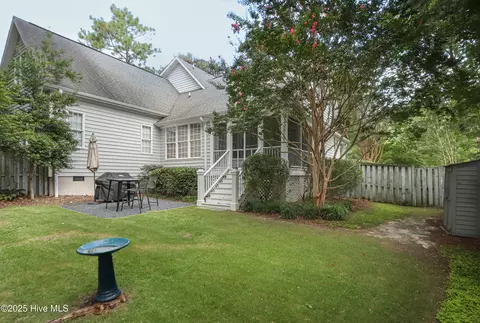 Exterior - 4 Ash Ct, Pinehurst, NC 28374 photo 15 of 18