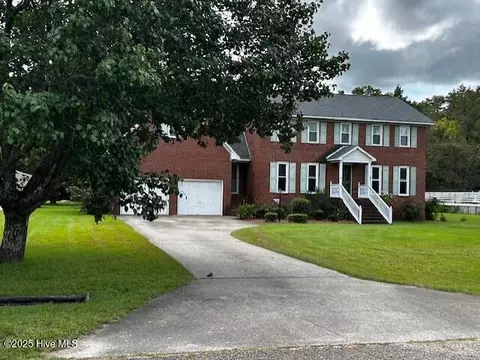 111 S River Rd, Plymouth, NC 27962