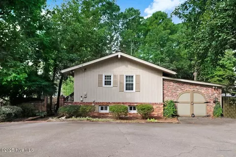 138 Quail Dr, Dudley, NC 28333