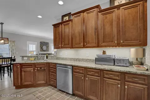 140 Century Rd, Hampstead, NC 28443 photo 8
