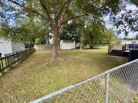 Exterior - 3869 Robin Rd, Ayden, NC 28513 photo 3 of 3