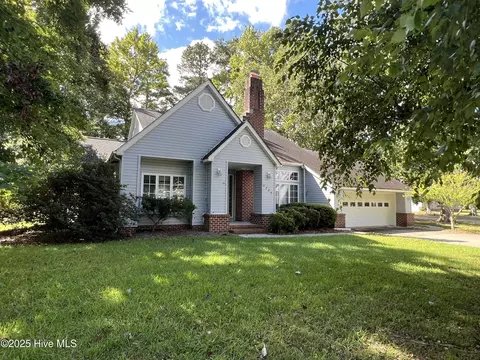 205 Fairway Ter, Elizabeth City, NC 27909