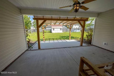 405 Sundown Ct, Hubert, NC 28539 photo 51