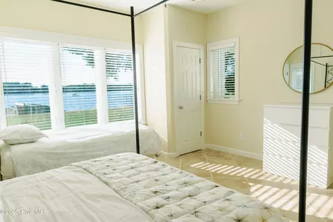 Bedroom - 1317 Teachs Point Rd, Bath, NC 27808 photo 4 of 10