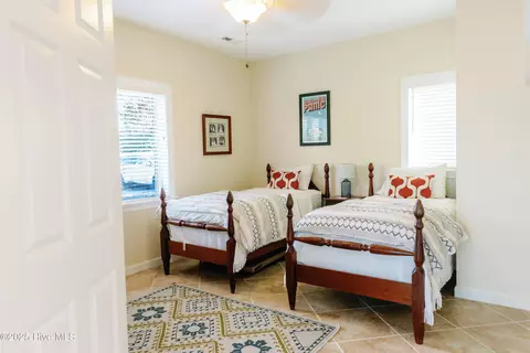 Bedroom - 1317 Teachs Point Rd, Bath, NC 27808 photo 1 of 10