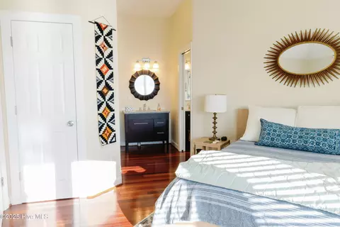 Bedroom - 1317 Teachs Point Rd, Bath, NC 27808 photo 6 of 10