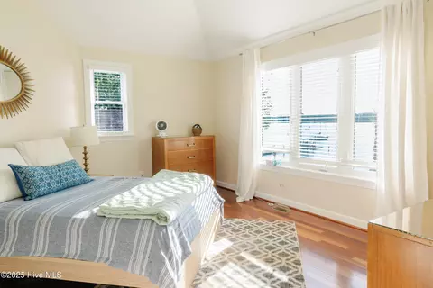 Bedroom - 1317 Teachs Point Rd, Bath, NC 27808 photo 9 of 10