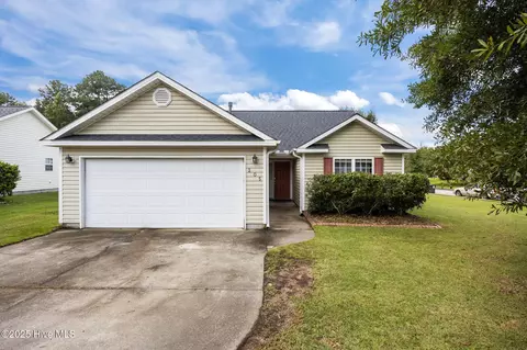 205 Sellhorn Blvd, New Bern, NC 28562