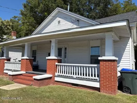 208 E Vernon Ave, Kinston, NC 28501
