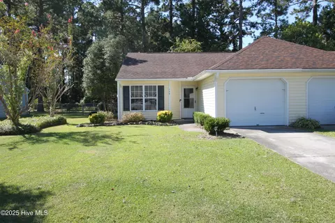 105 Jenny Ln, Havelock, NC 28532