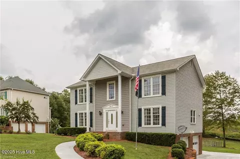 6017 Woods Edge Ln, Kernersville, NC 27284