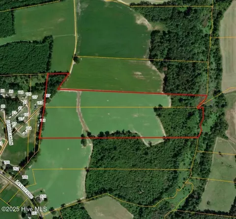 1 Cottonwood Ln, Newton Grove, NC 28366
