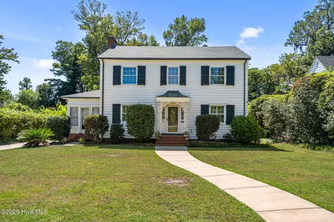 418 Forest Hills Dr, Wilmington, NC 28403