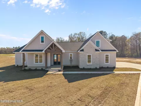 2302 Williams Farm Rd, Greenville, NC 27858