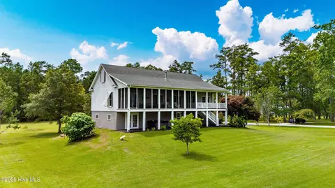 538 Mills Rd, Oriental, NC 28571