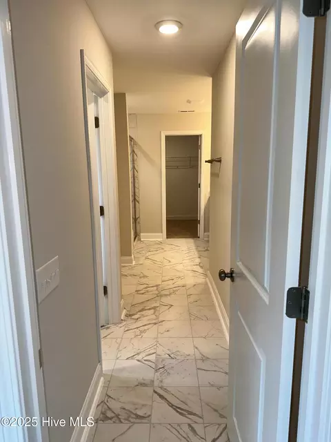 Entry Way - 579 Midsummer St, Aberdeen, NC 28315 photo 5 of 5