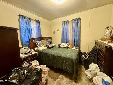 Bedroom - 133 Kellumtown Rd, Hubert, NC 28539 photo 3 of 3