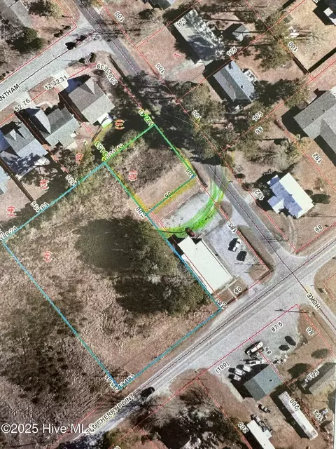 322 Hoke St, New Bern, NC 28562