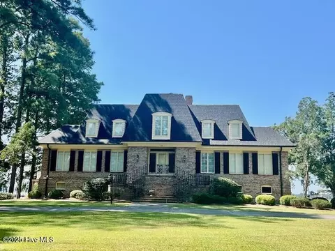 42 Cypress Shore Dr, Washington, NC 27889