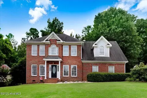 217 Parkridge Dr, Clayton, NC 27527
