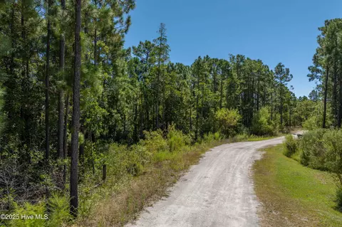 6 2ac Milo Ln, Holly Ridge, NC 28445