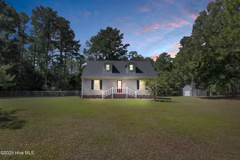 11494 Nc Highway 306, Minnesott Beach, NC 28510