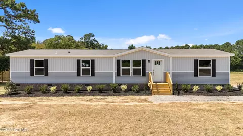 3870 Barnes Hill Church Rd, Nashville, NC 27856