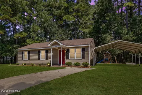 1805 Ruffleleaf Cir, Wilson, NC 27893