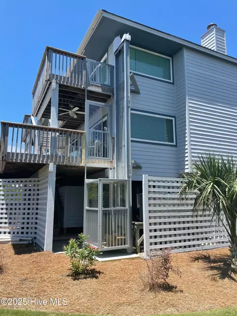 6 Sea Oats Ln, Wrightsville Beach, NC 28480