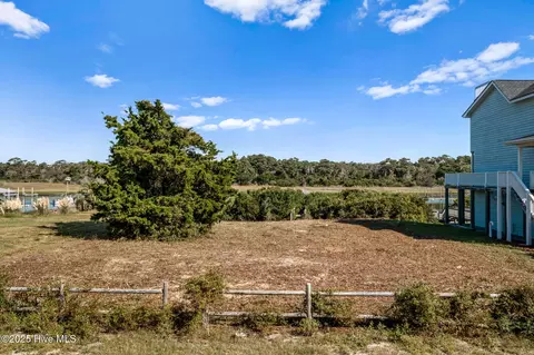 149 S Shore Dr, Holden Beach, NC 28462