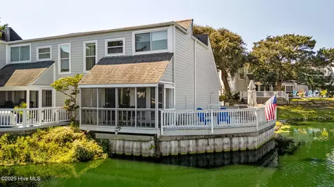 130 Salter Path Rd #Q83, Pine Knoll Shores, NC 28512