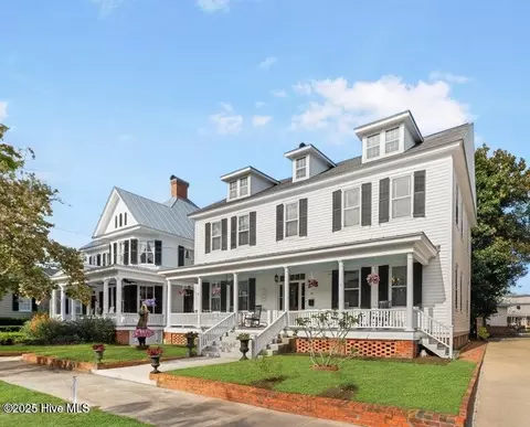 210 New St, New Bern, NC 28560