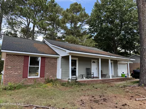 1128 Patrick Dr, Fayetteville, NC 28314