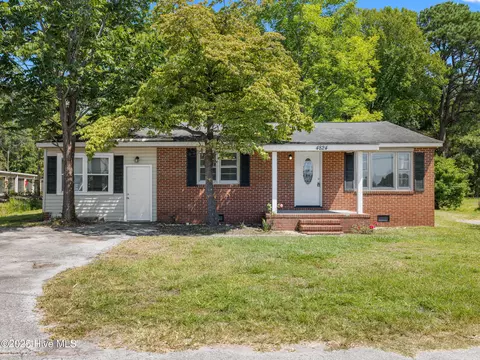 4824 Gum Branch Rd, Jacksonville, NC 28540