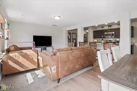 123 E Main St, Eureka, NC 27830 photo 13