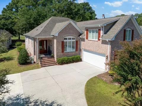 571 Windstar Ln, Wilmington, NC 28411