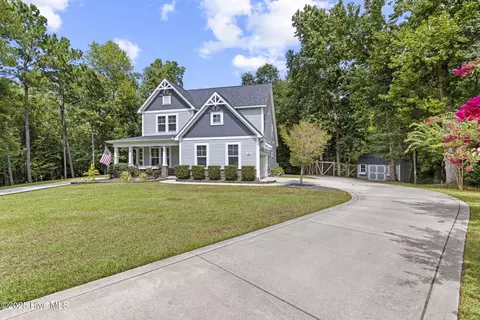 75 Twisted Oak Ct, Hampstead, NC 28443