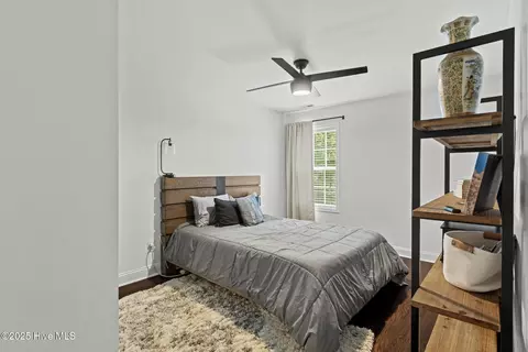 Bedroom - 75 Twisted Oak Ct, Hampstead, NC 28443 photo 3 of 7