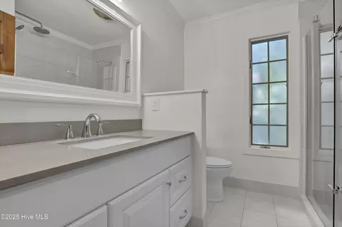 Bath - 605 Sawgrass Rd, Hampstead, NC 28443 photo 2 of 5