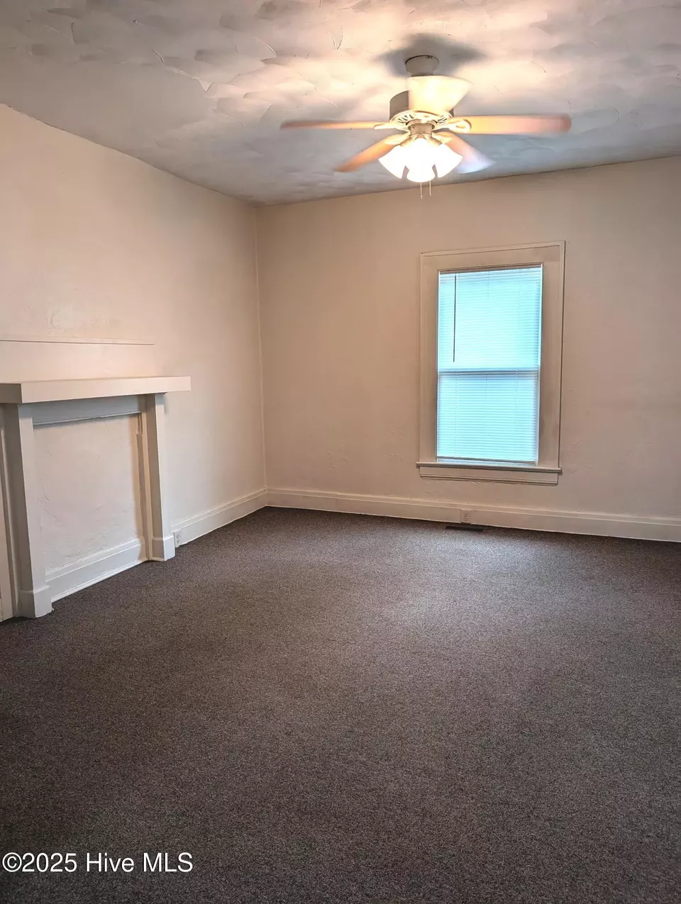  304 Reid St E, Wilson, NC 27893 photo 2