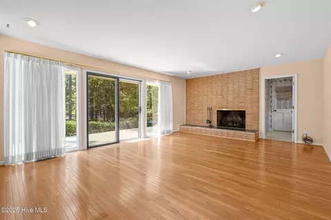 Living - 50 Wilson Rd, Pinehurst, NC 28374 photo 1 of 8