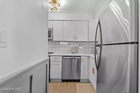 Kitchen - 940 Linden Rd UNIT 6, Pinehurst, NC 28374 photo 5 of 5