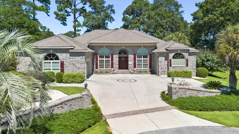 205 Jones Byrd Ct, Sunset Beach, NC 28468